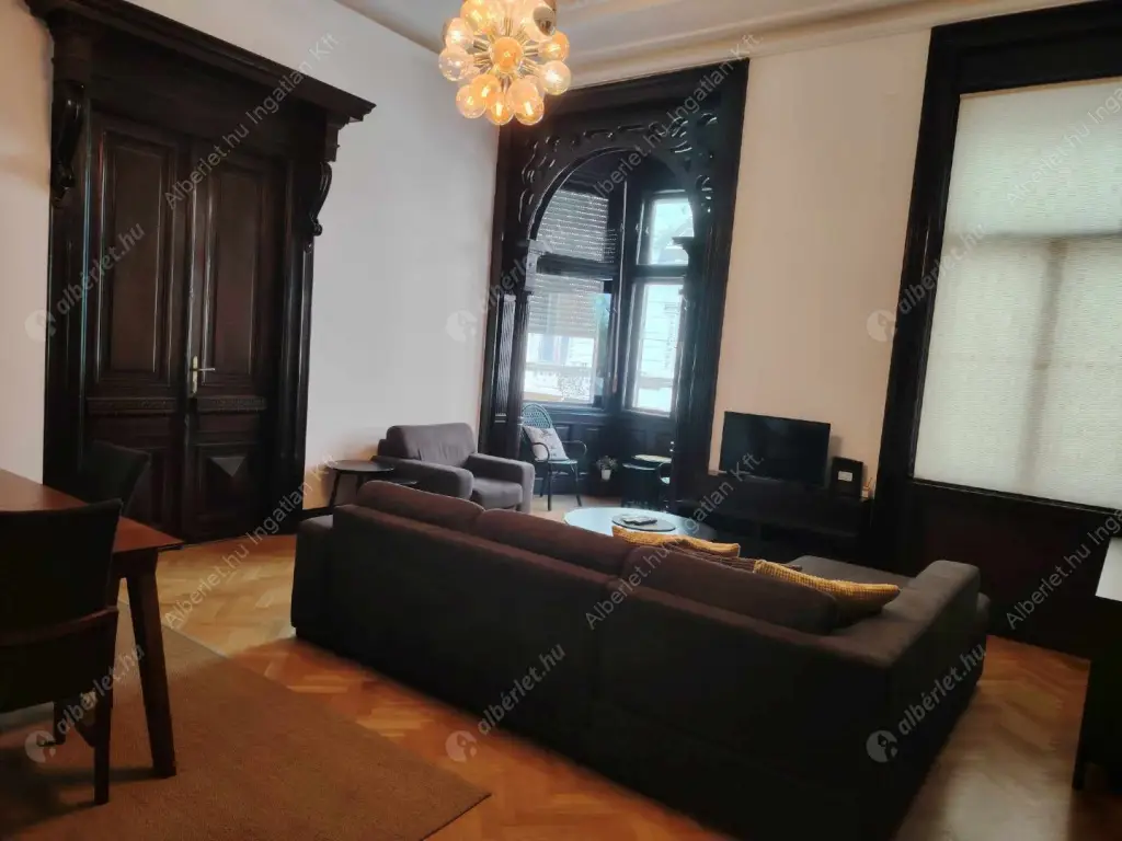 Kiadó albérlet 299000 Ft/hó áron: Budapest, VIII. kerület  Bezerédj utca. Mérete: 98 nm, 3 szobás | Alberlet.hu - 6589602