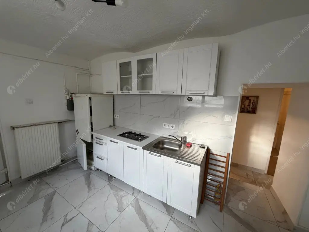 Kiadó albérlet 170000 Ft/hó áron: Budapest, VIII. kerület  Bíró Lajos utca. Mérete: 50 nm, 1 szobás | Alberlet.hu - 6568805