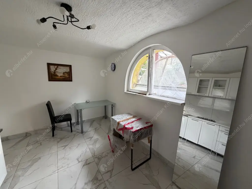 Kiadó albérlet 170000 Ft/hó áron: Budapest, VIII. kerület  Bíró Lajos utca. Mérete: 50 nm, 1 szobás | Alberlet.hu - 6568806