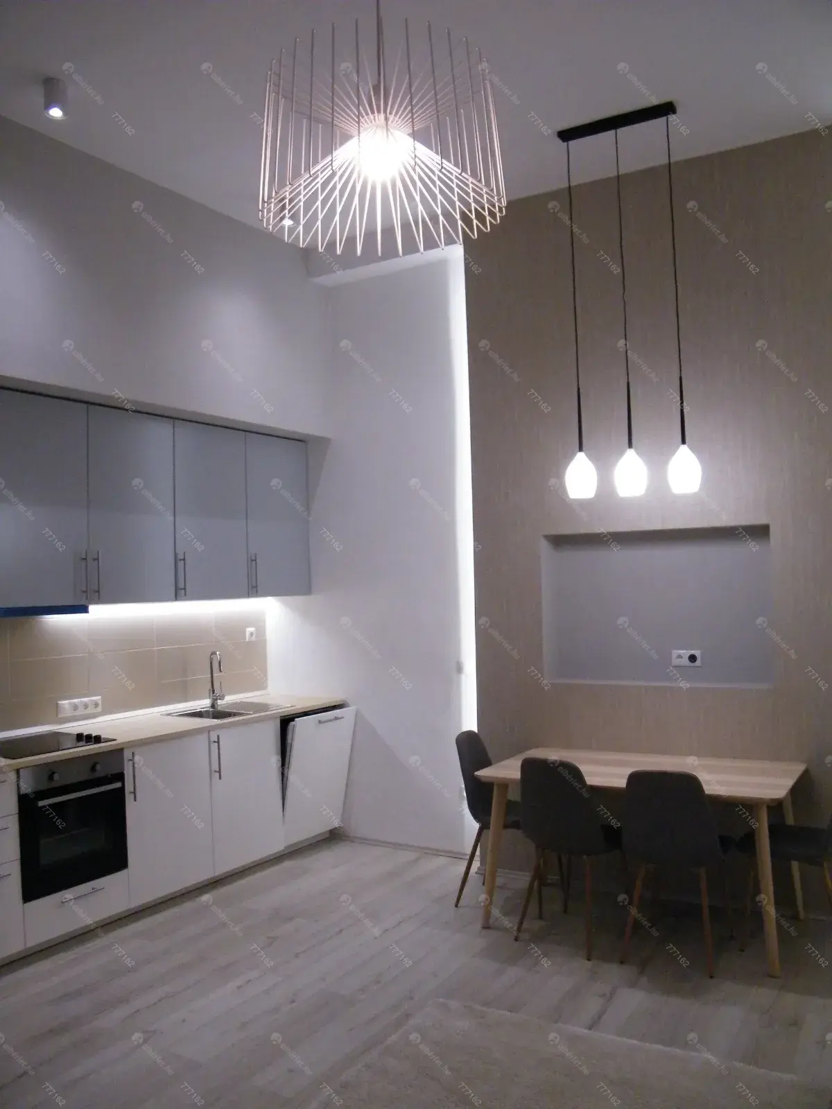 Kiadó albérlet 230000 Ft/hó áron: Budapest, VIII. kerület  Bródy Sándor utca. Mérete: 40 nm, 1 szobás | Alberlet.hu - 6699110