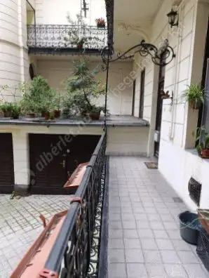 Kiadó albérlet 255000 Ft/hó áron: Budapest, VIII. kerület  Bródy Sándor utca. Mérete: 49 nm, 2 szobás | Alberlet.hu - 6569115