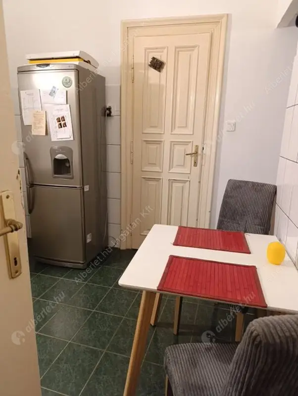 Kiadó albérlet 255000 Ft/hó áron: Budapest, VIII. kerület  Bródy Sándor utca. Mérete: 49 nm, 1 szobás | Alberlet.hu - 6576957