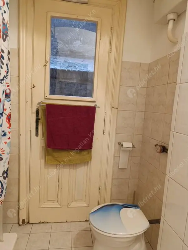 Kiadó albérlet 255000 Ft/hó áron: Budapest, VIII. kerület  Bródy Sándor utca. Mérete: 49 nm, 1 szobás | Alberlet.hu - 6576968