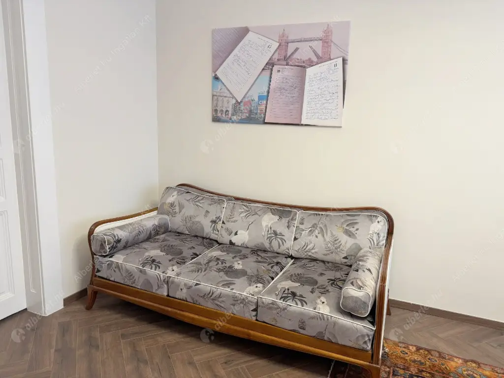 Kiadó albérlet 499000 Ft/hó áron: Budapest, VIII. kerület  Bródy Sándor utca. Mérete: 89 nm, 3 szobás | Alberlet.hu - 6517460