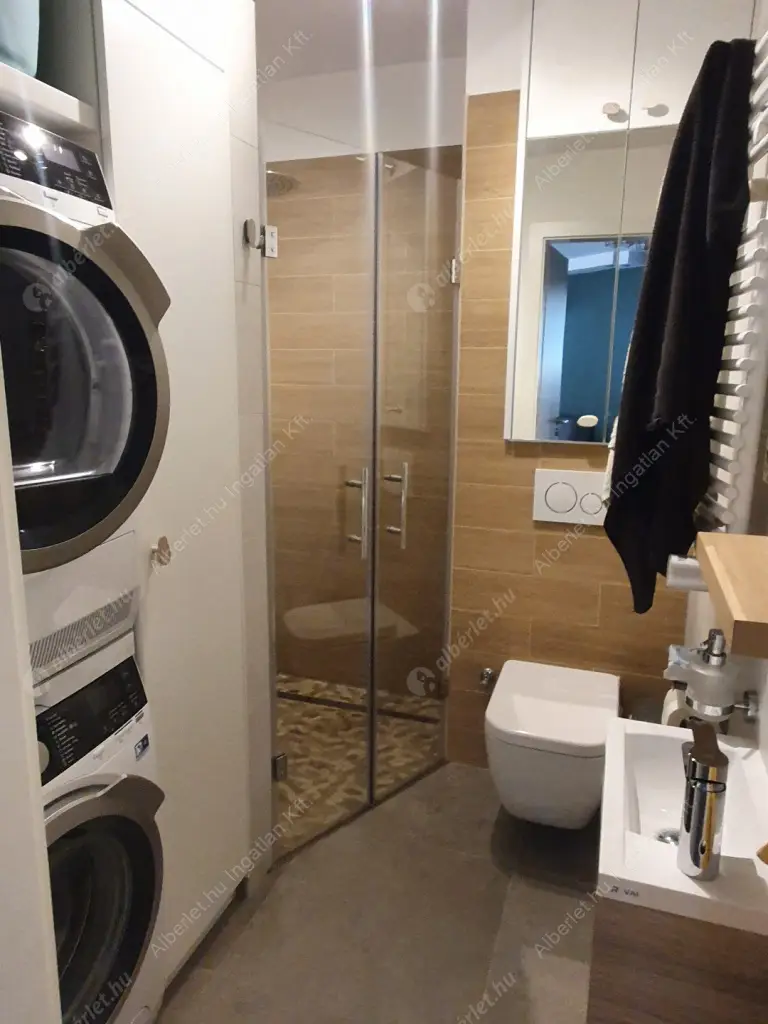 Kiadó albérlet 690000 Ft/hó áron: Budapest, VIII. kerület  Ciprus utca. Mérete: 94 nm, 4 szobás | Alberlet.hu - 6600111