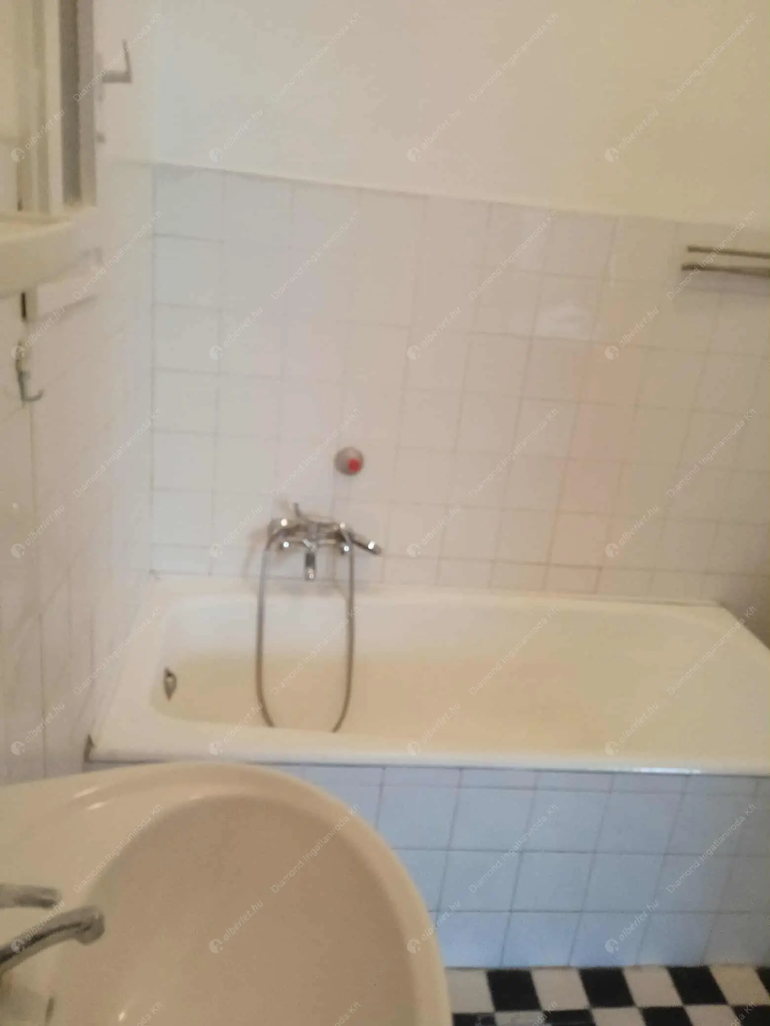 Kiadó albérlet 250000 Ft/hó áron: Budapest, VIII. kerület  Corvin köz. Mérete: 90 nm, 3 szobás | Alberlet.hu - 6545179