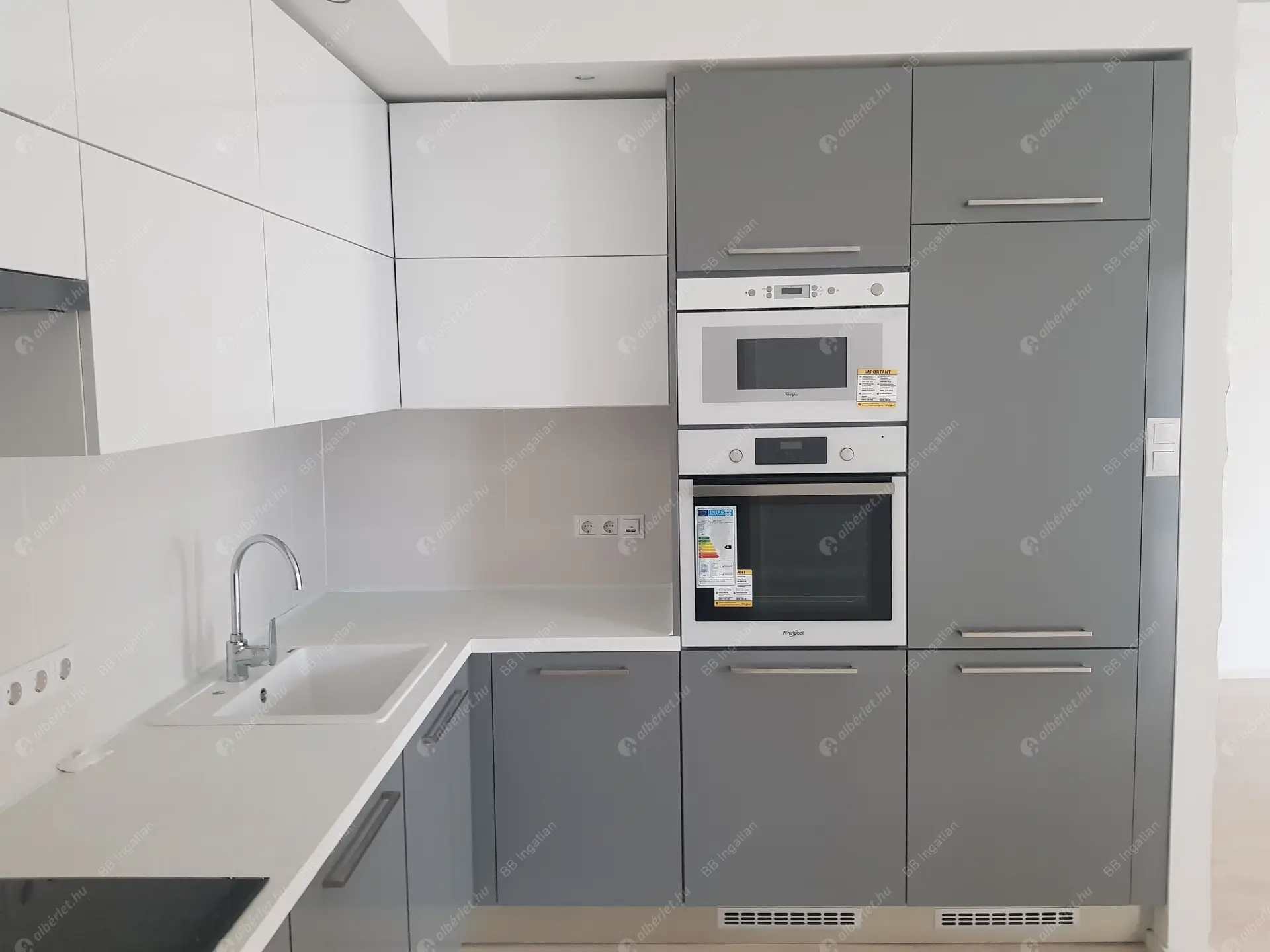 Kiadó albérlet 450000 Ft/hó áron: Budapest, VIII. kerület  Corvin köz. Mérete: 98 nm, 4 szobás | Alberlet.hu - 6434557