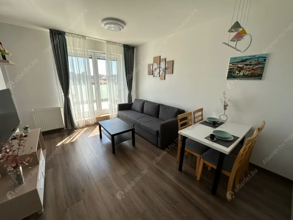 Kiadó albérlet 305000 Ft/hó áron: Budapest, VIII. kerület  Corvin sétány. Mérete: 38 nm, 2 szobás | Alberlet.hu - 6592863