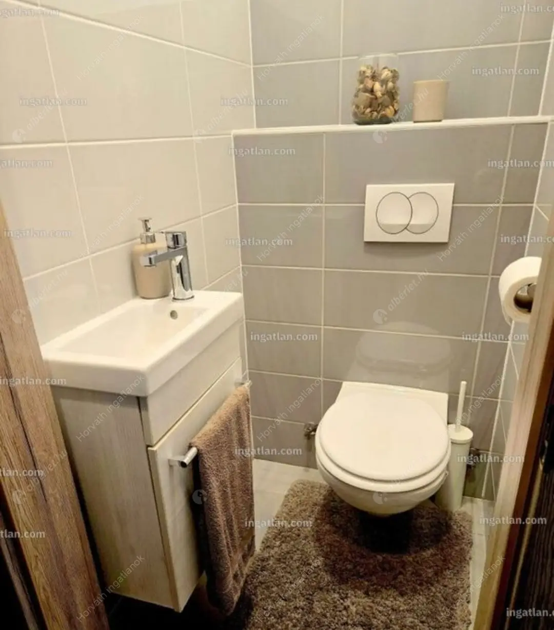 Kiadó albérlet 340000 Ft/hó áron: Budapest, VIII. kerület  Corvin sétány. Mérete: 44 nm, 2 szobás | Alberlet.hu - 6609232