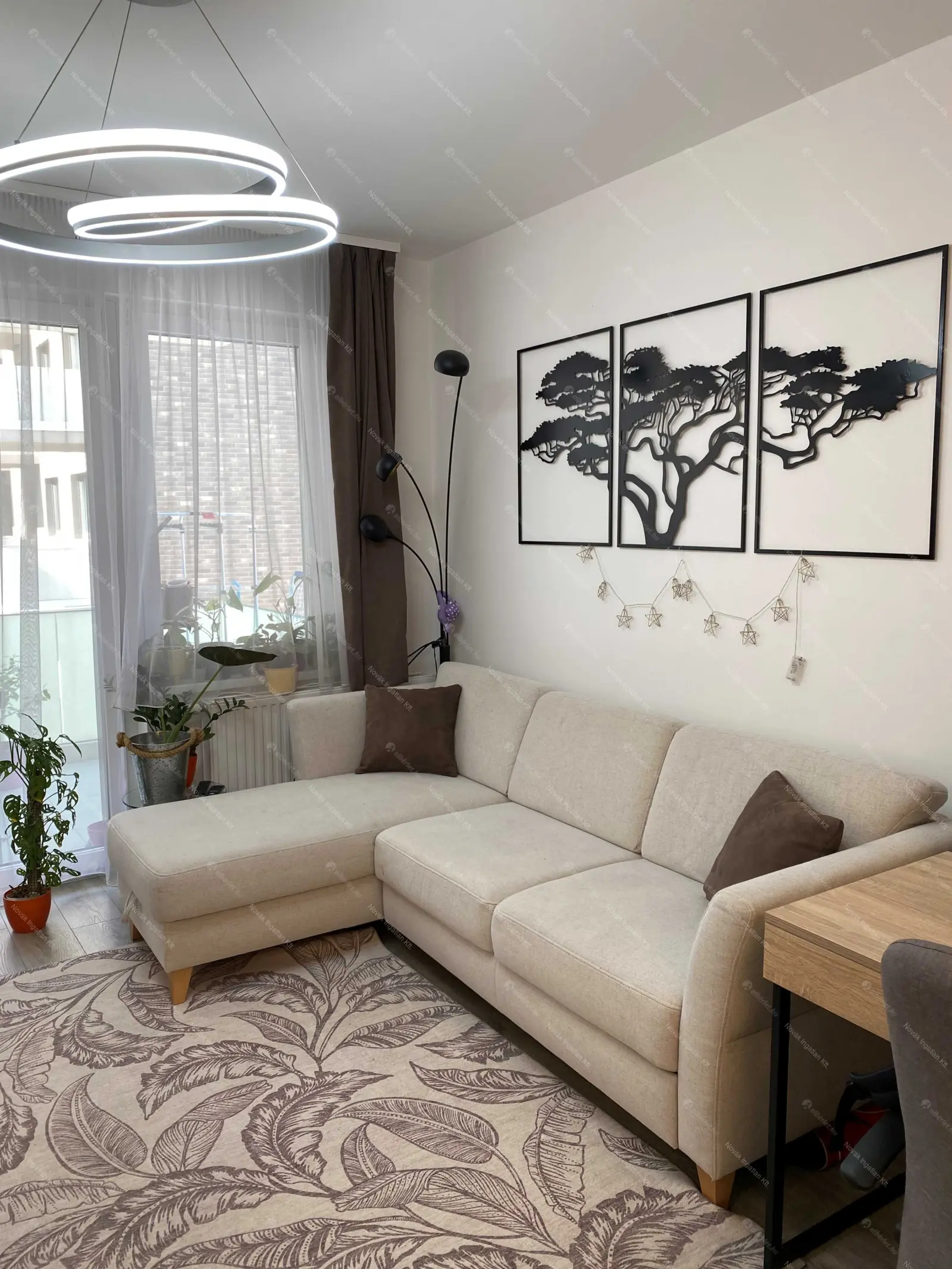 Kiadó albérlet 340000 Ft/hó áron: Budapest, VIII. kerület  Corvin sétány. Mérete: 45 nm, 2 szobás | Alberlet.hu - 6697185