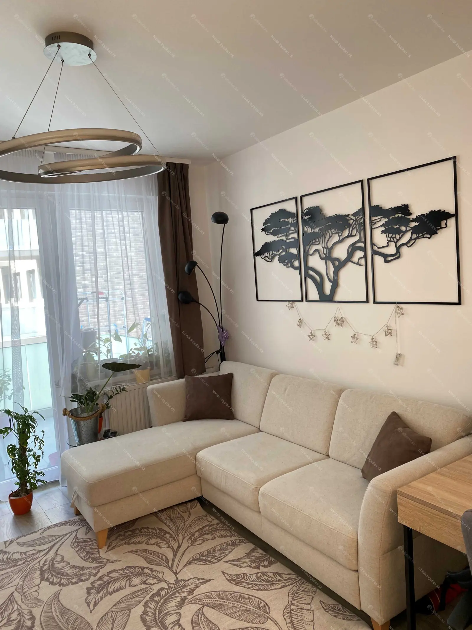 Kiadó albérlet 340000 Ft/hó áron: Budapest, VIII. kerület  Corvin sétány. Mérete: 45 nm, 2 szobás | Alberlet.hu - 6697188