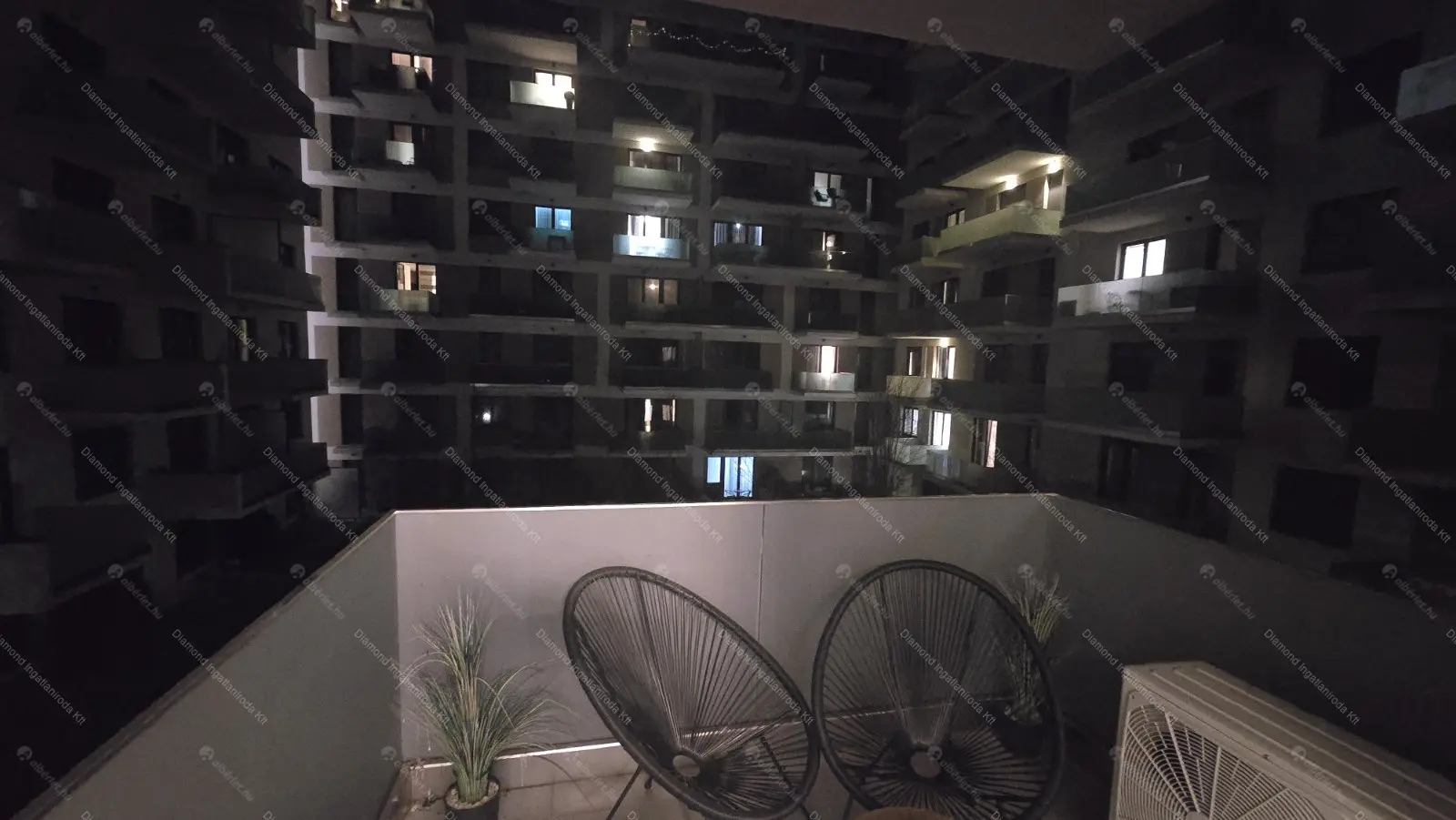 Kiadó albérlet 330000 Ft/hó áron: Budapest, VIII. kerület  Corvin sétány. Mérete: 46 nm, 2 szobás | Alberlet.hu - 6681536