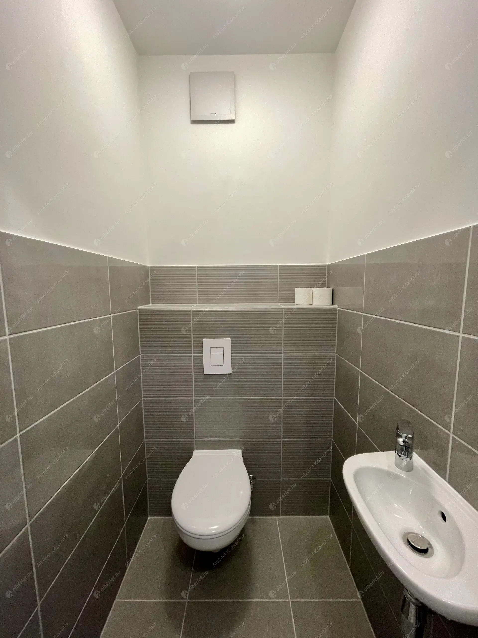 Kiadó albérlet 300000 Ft/hó áron: Budapest, VIII. kerület  Corvin sétány. Mérete: 47 nm, 1 szobás | Alberlet.hu - 6555237