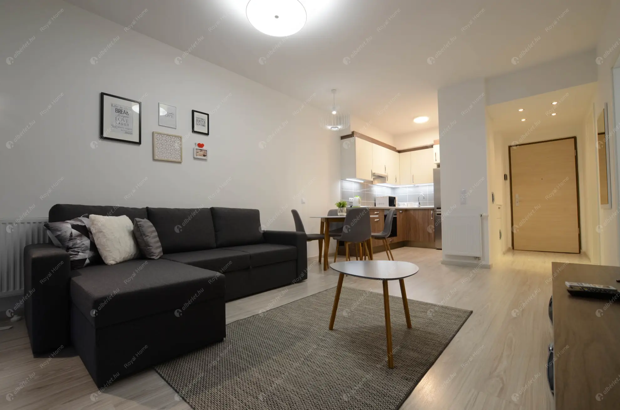 Kiadó albérlet 299000 Ft/hó áron: Budapest, VIII. kerület  Corvin sétány. Mérete: 47 nm, 1 szobás | Alberlet.hu - 6605577