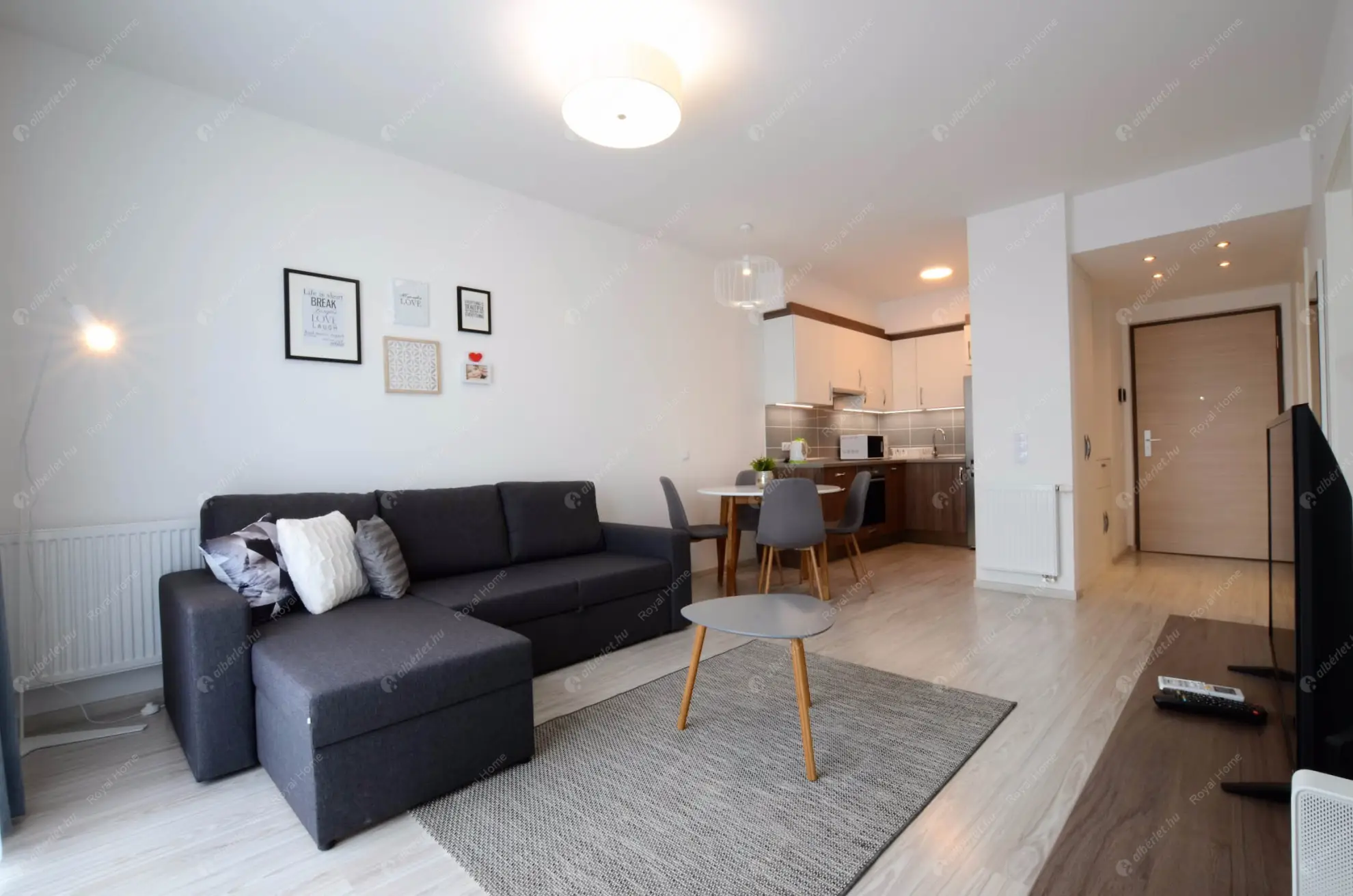 Kiadó albérlet 299000 Ft/hó áron: Budapest, VIII. kerület  Corvin sétány. Mérete: 47 nm, 1 szobás | Alberlet.hu - 6605580