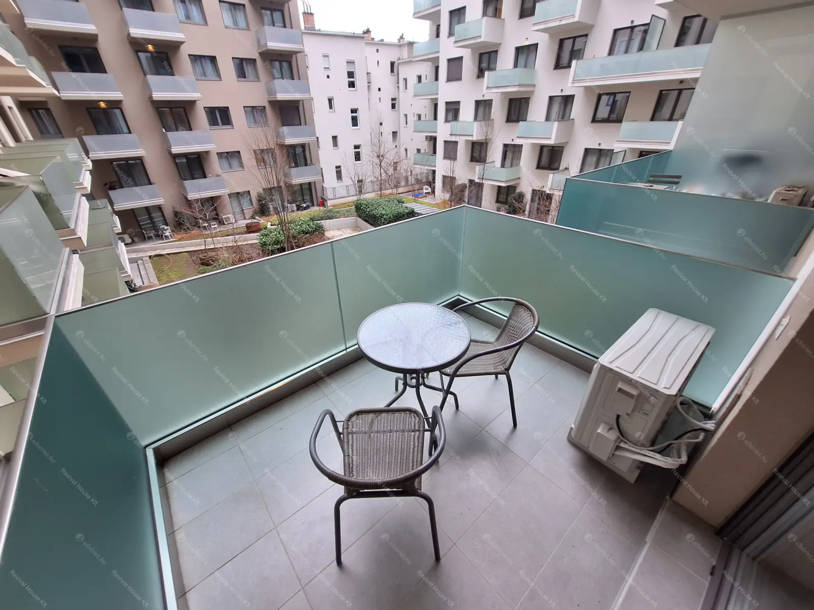 Kiadó albérlet 310000 Ft/hó áron: Budapest, VIII. kerület  Corvin sétány. Mérete: 47 nm, 2 szobás | Alberlet.hu - 6644896