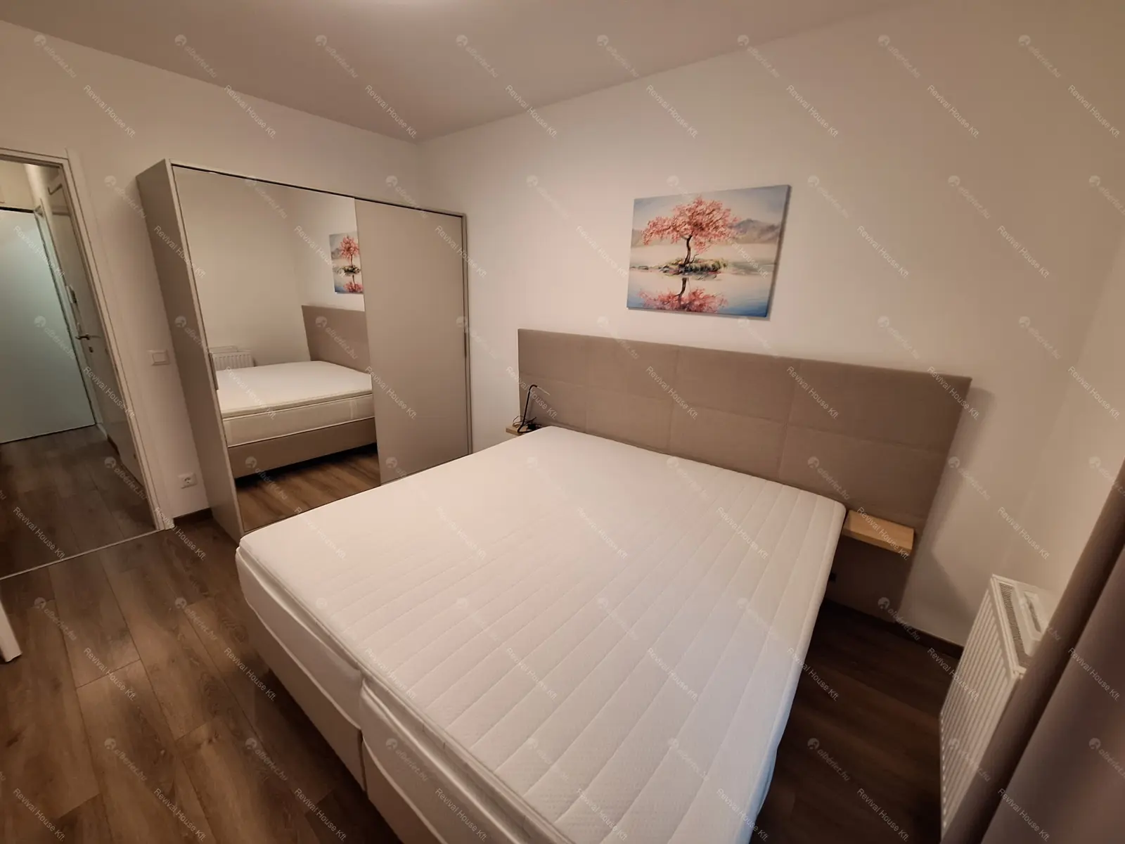 Kiadó albérlet 310000 Ft/hó áron: Budapest, VIII. kerület  Corvin sétány. Mérete: 47 nm, 2 szobás | Alberlet.hu - 6644902