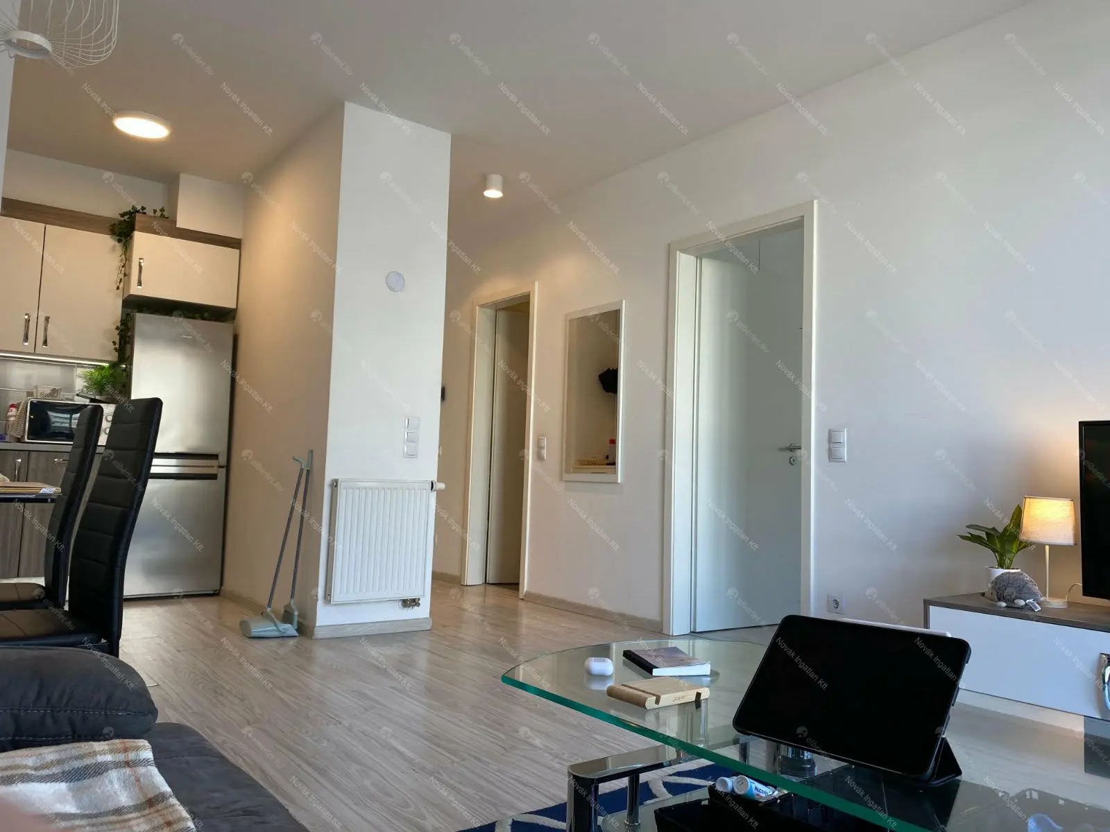 Kiadó albérlet 300000 Ft/hó áron: Budapest, VIII. kerület  Corvin sétány. Mérete: 47 nm, 2 szobás | Alberlet.hu - 6675488