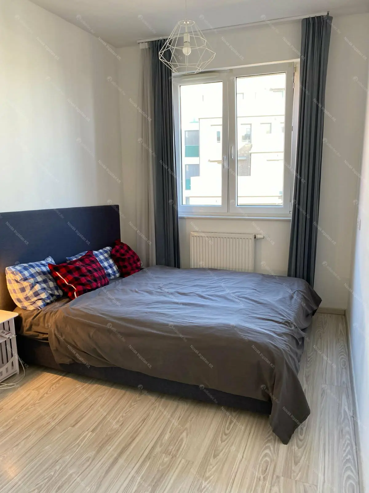 Kiadó albérlet 300000 Ft/hó áron: Budapest, VIII. kerület  Corvin sétány. Mérete: 47 nm, 2 szobás | Alberlet.hu - 6675491