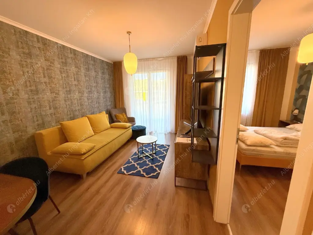 Kiadó albérlet 350000 Ft/hó áron: Budapest, VIII. kerület  Corvin sétány. Mérete: 48 nm, 2 szobás | Alberlet.hu - 6630009