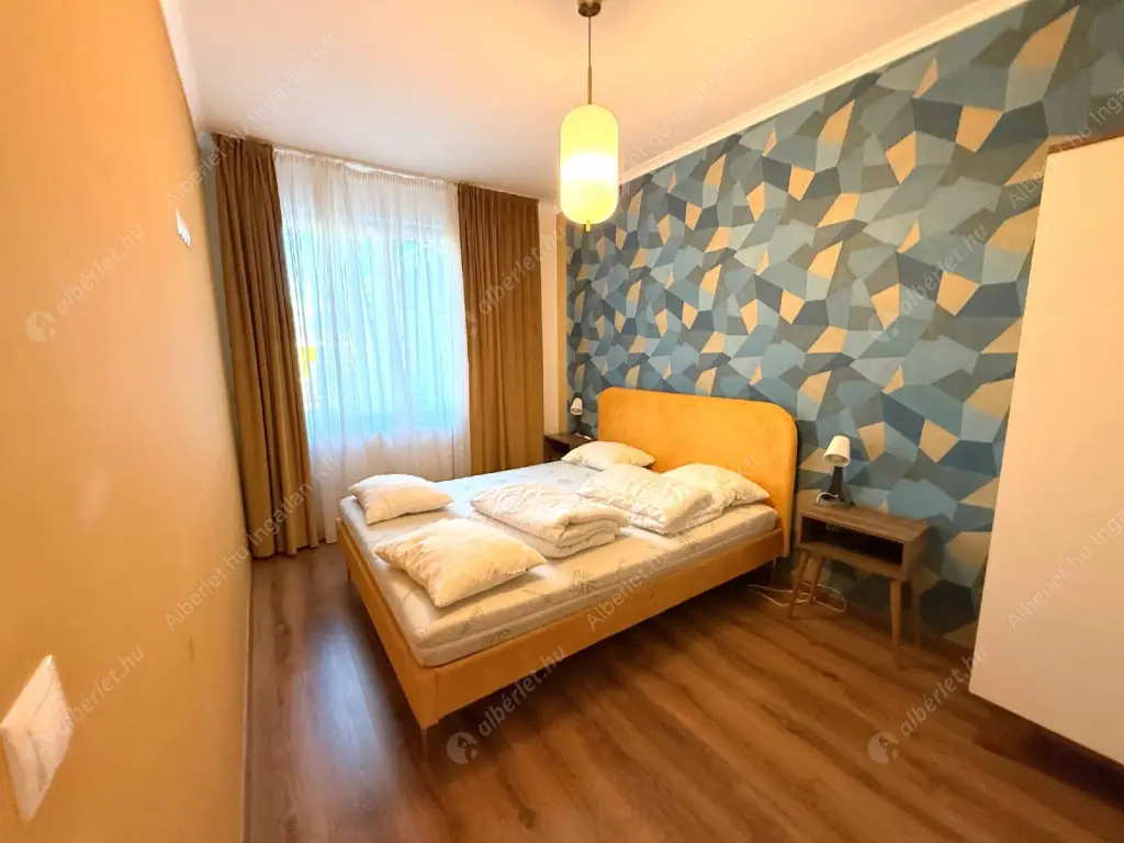 Kiadó albérlet 350000 Ft/hó áron: Budapest, VIII. kerület  Corvin sétány. Mérete: 48 nm, 2 szobás | Alberlet.hu - 6630017