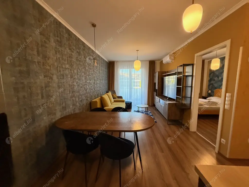 Kiadó albérlet 350000 Ft/hó áron: Budapest, VIII. kerület  Corvin sétány. Mérete: 48 nm, 2 szobás | Alberlet.hu - 6630913