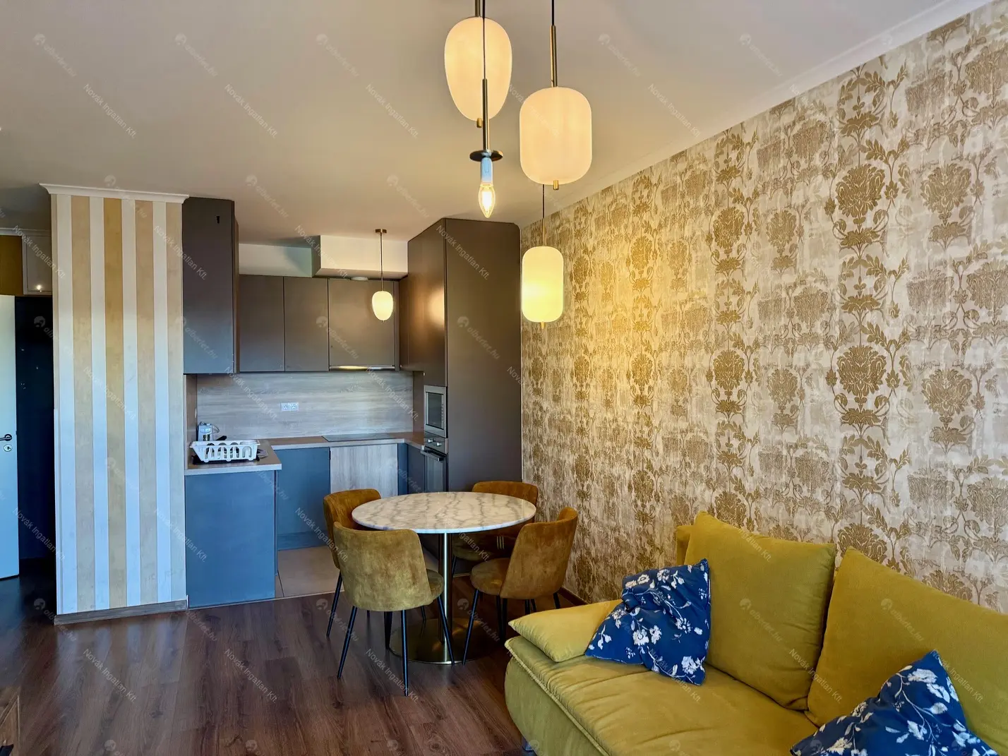 Kiadó albérlet 350000 Ft/hó áron: Budapest, VIII. kerület  Corvin sétány. Mérete: 48 nm, 2 szobás | Alberlet.hu - 6646822