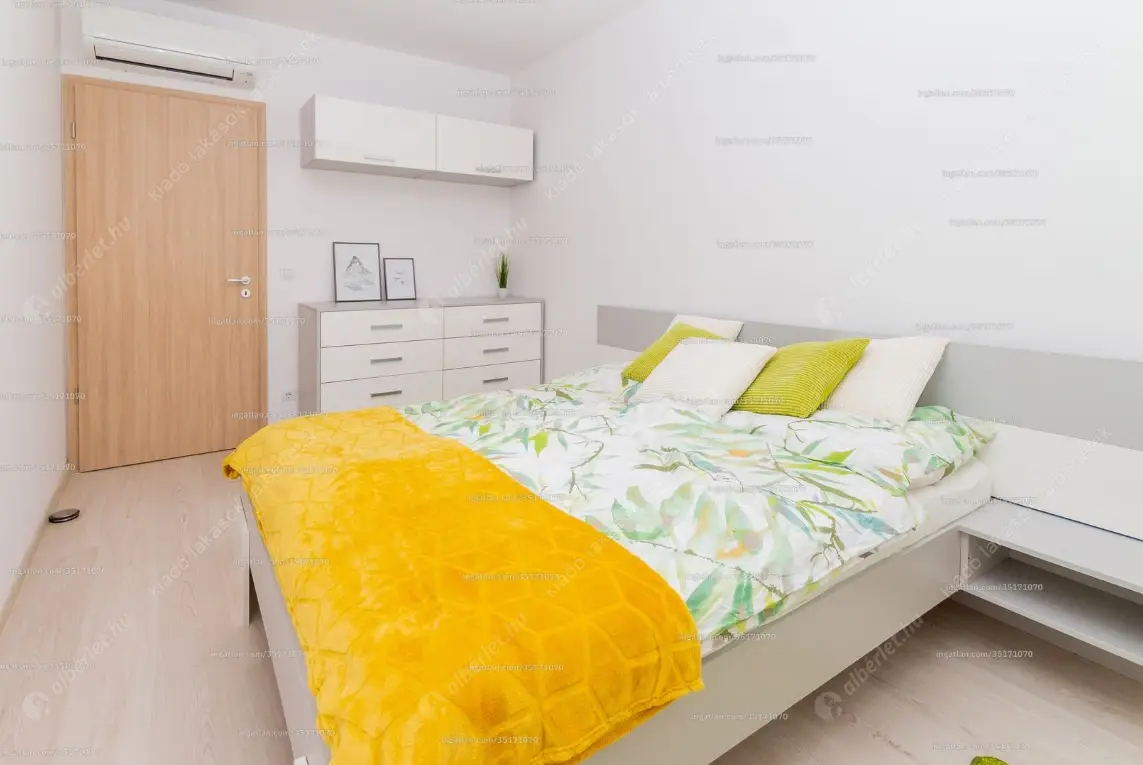 Kiadó albérlet 340000 Ft/hó áron: Budapest, VIII. kerület  Corvin sétány. Mérete: 50 nm, 2 szobás | Alberlet.hu - 6626843