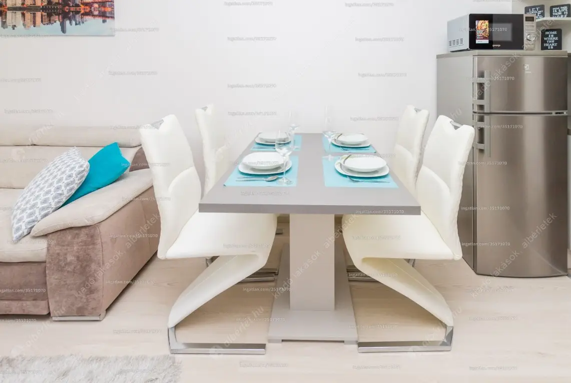 Kiadó albérlet 340000 Ft/hó áron: Budapest, VIII. kerület  Corvin sétány. Mérete: 50 nm, 2 szobás | Alberlet.hu - 6626844