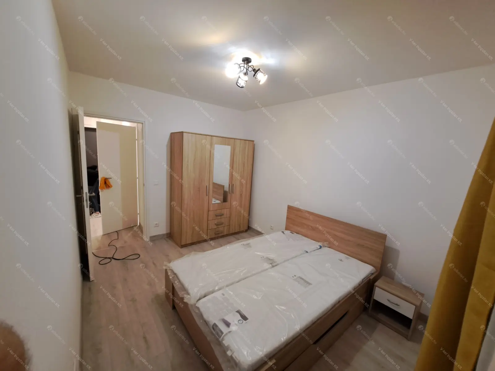 Kiadó albérlet 320000 Ft/hó áron: Budapest, VIII. kerület  Corvin sétány. Mérete: 50 nm, 2 szobás | Alberlet.hu - 6643675