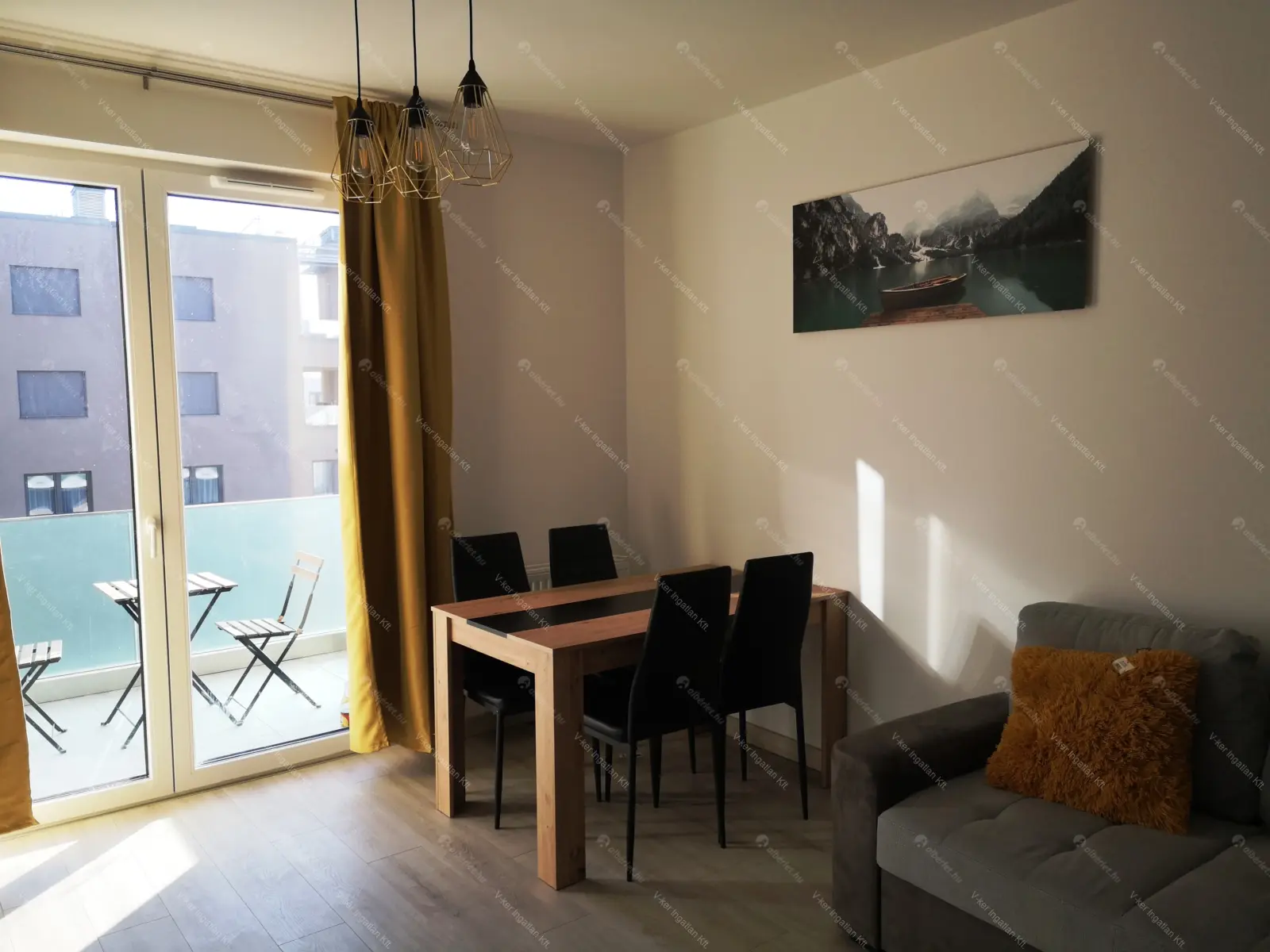 Kiadó albérlet 320000 Ft/hó áron: Budapest, VIII. kerület  Corvin sétány. Mérete: 50 nm, 2 szobás | Alberlet.hu - 6643678