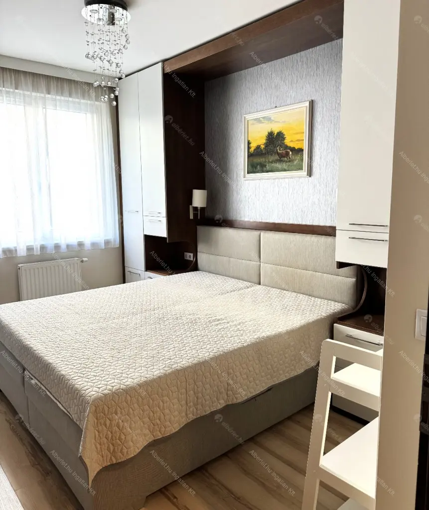 Kiadó albérlet 350000 Ft/hó áron: Budapest, VIII. kerület  Corvin sétány. Mérete: 50 nm, 2 szobás | Alberlet.hu - 6661735