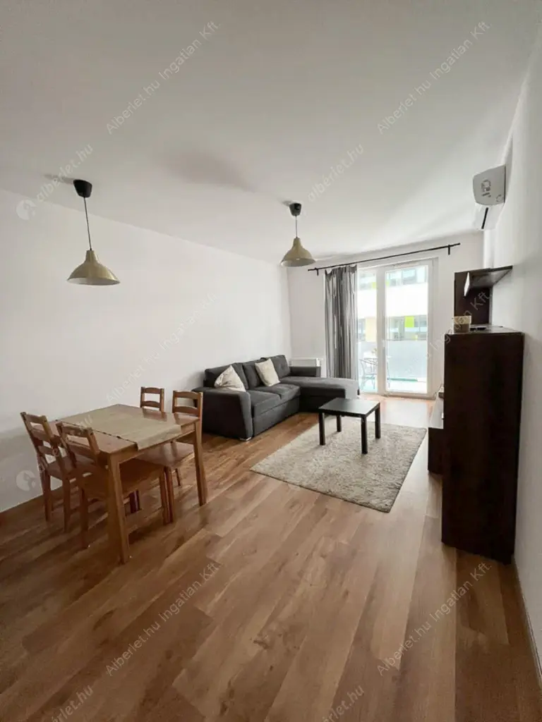 Kiadó albérlet 330000 Ft/hó áron: Budapest, VIII. kerület  Corvin sétány. Mérete: 52 nm, 2 szobás | Alberlet.hu - 6628289