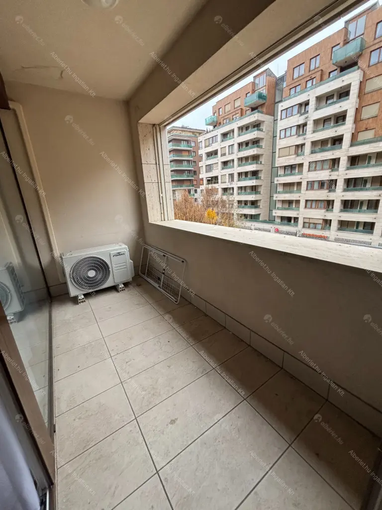 Kiadó albérlet 350000 Ft/hó áron: Budapest, VIII. kerület  Corvin sétány. Mérete: 52 nm, 2 szobás | Alberlet.hu - 6654011