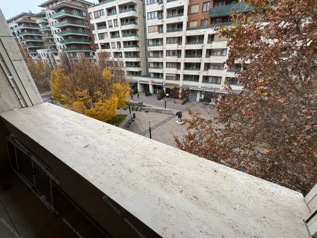 Kiadó albérlet 350000 Ft/hó áron: Budapest, VIII. kerület  Corvin sétány. Mérete: 52 nm, 2 szobás | Alberlet.hu - 6654012