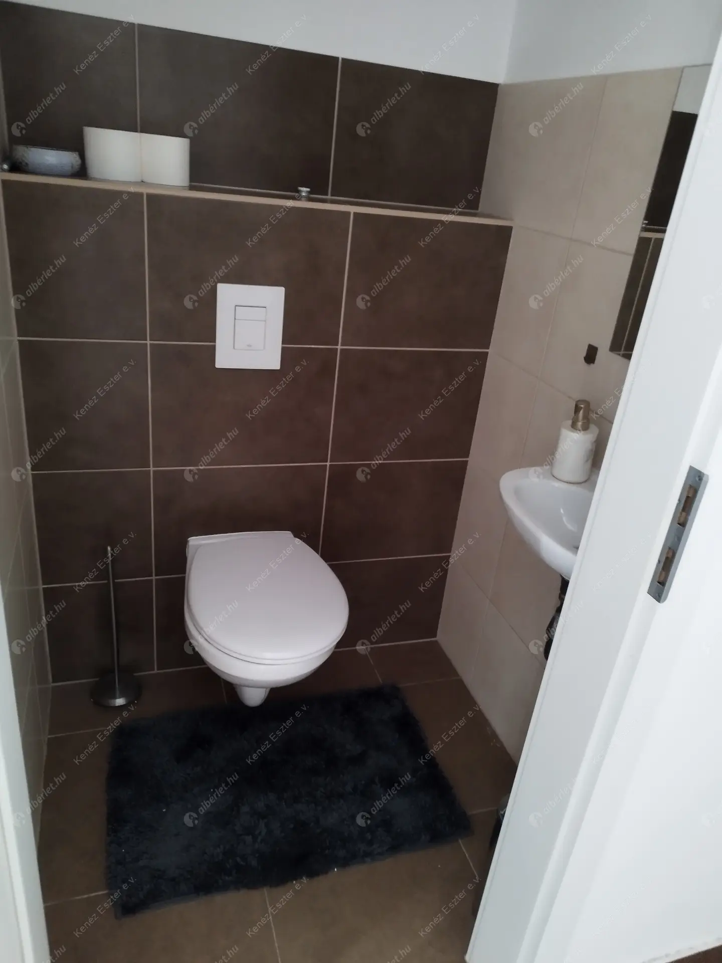 Kiadó albérlet 480000 Ft/hó áron: Budapest, VIII. kerület  Corvin sétány. Mérete: 64 nm, 3 szobás | Alberlet.hu - 6499458