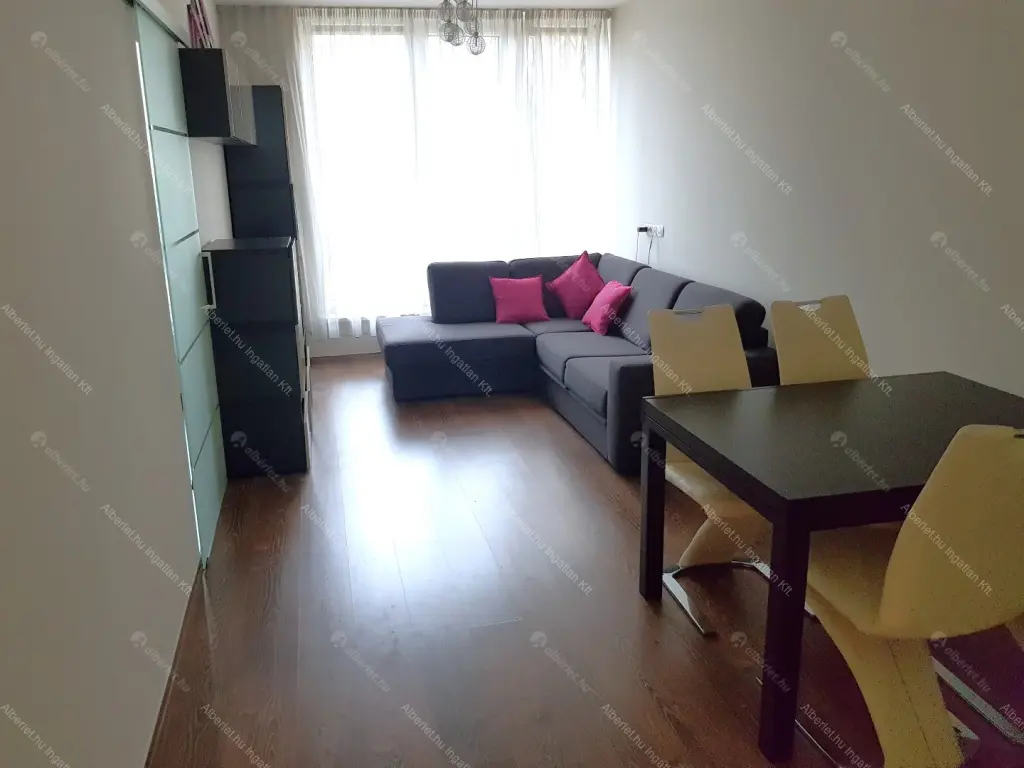 Kiadó albérlet 350000 Ft/hó áron: Budapest, VIII. kerület  Corvin sétány. Mérete: 64 nm, 2 szobás | Alberlet.hu - 6645311