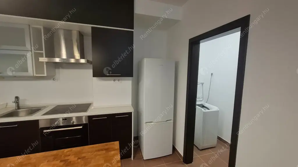 Kiadó albérlet 420000 Ft/hó áron: Budapest, VIII. kerület  Corvin sétány. Mérete: 66 nm, 3 szobás | Alberlet.hu - 6605765