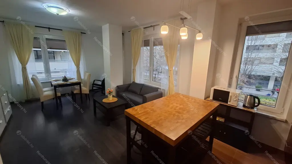 Kiadó albérlet 370000 Ft/hó áron: Budapest, VIII. kerület  Corvin sétány. Mérete: 66 nm, 3 szobás | Alberlet.hu - 6645178