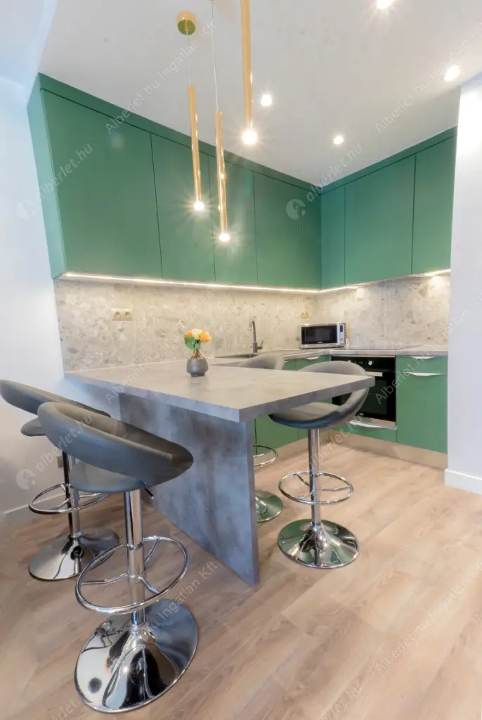 Kiadó albérlet 850000 Ft/hó áron: Budapest, VIII. kerület  Corvin sétány. Mérete: 70 nm, 2 szobás | Alberlet.hu - 6612449