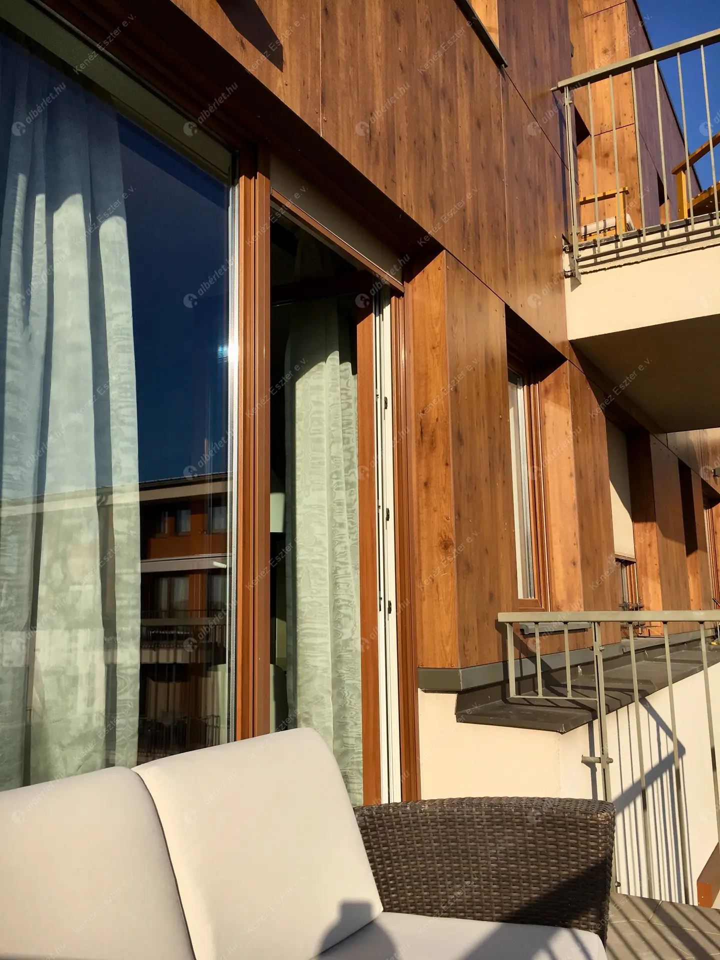 Kiadó albérlet 480000 Ft/hó áron: Budapest, VIII. kerület  Corvin sétány. Mérete: 80 nm, 3 szobás | Alberlet.hu - 6505578