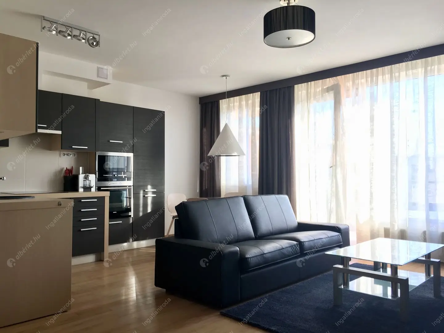 Kiadó albérlet 460000 Ft/hó áron: Budapest, VIII. kerület  Corvin sétány. Mérete: 80 nm, 3 szobás | Alberlet.hu - 6547267