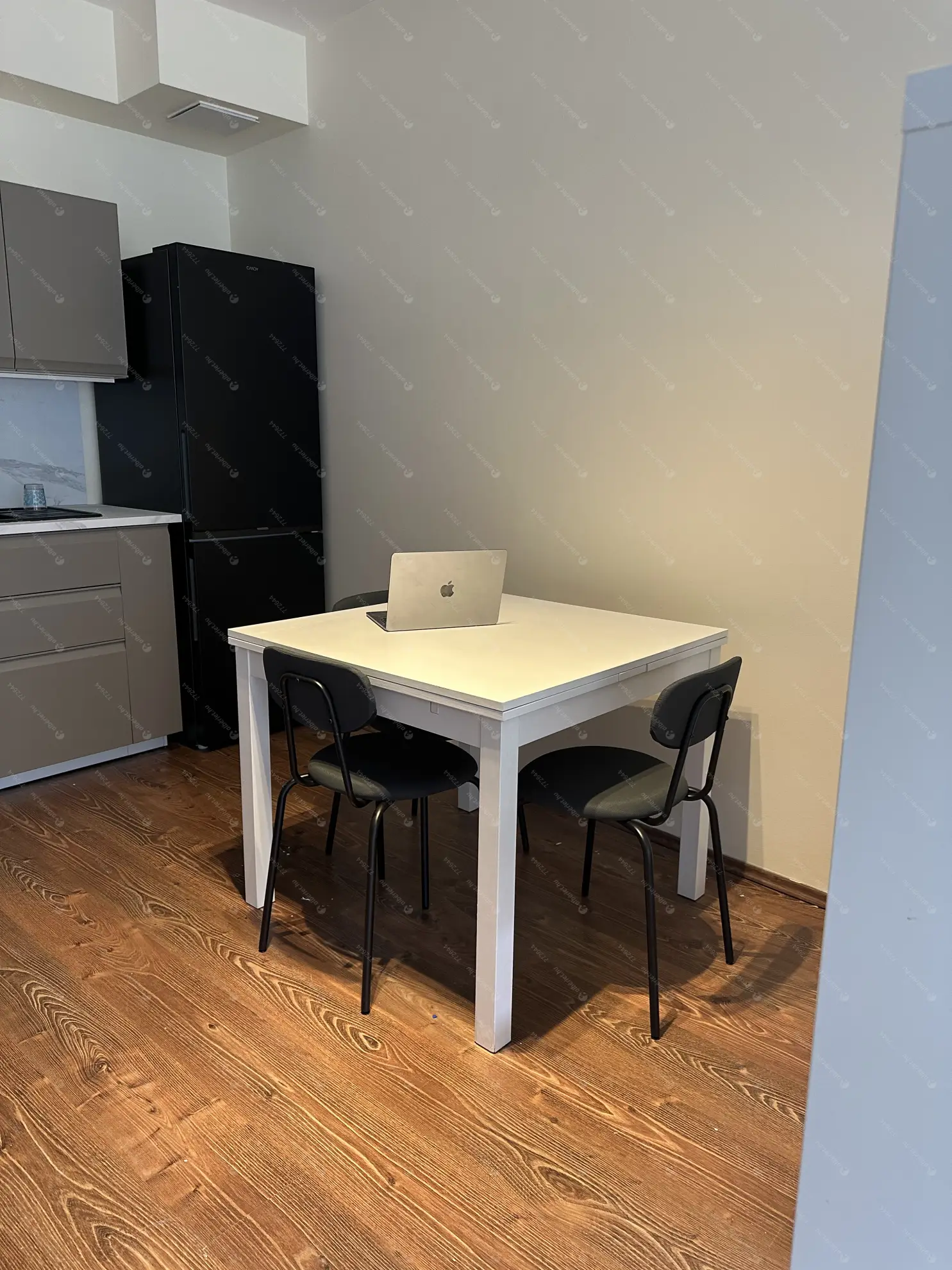 Kiadó albérlet 220000 Ft/hó áron: Budapest, VIII. kerület   Corvin Setanyi . Mérete: 40 nm, 1 szobás | Alberlet.hu - 6614402