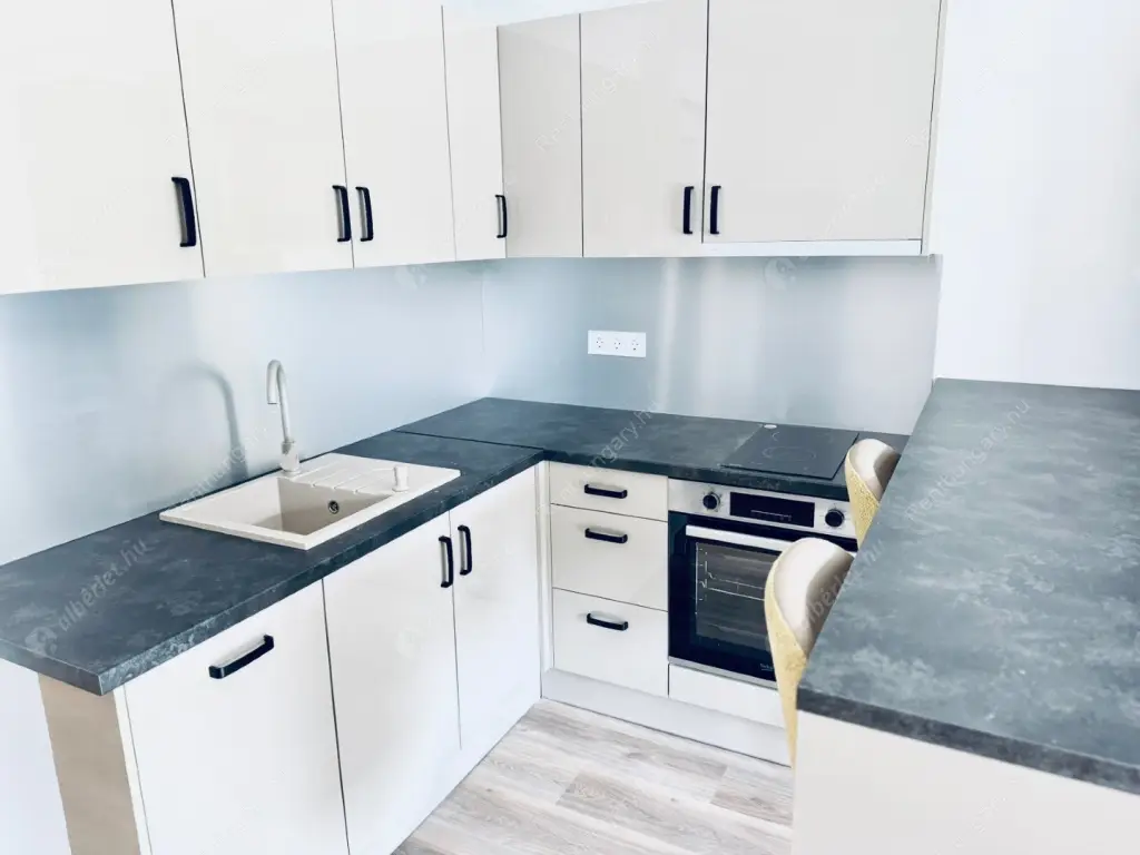 Kiadó albérlet 220000 Ft/hó áron: Budapest, VIII. kerület  Dankó utca. Mérete: 26 nm, 1 szobás | Alberlet.hu - 6523293