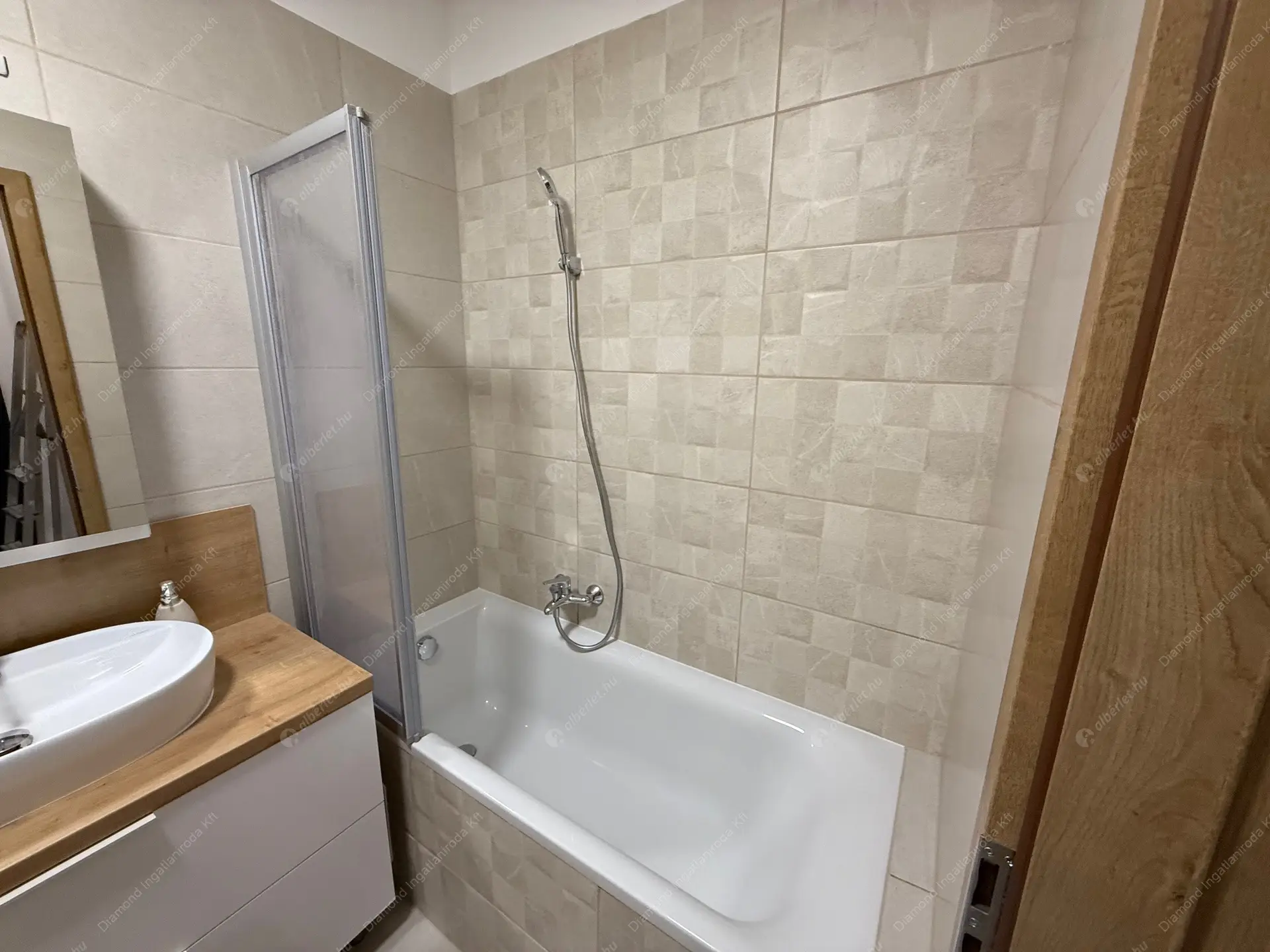 Kiadó albérlet 395000 Ft/hó áron: Budapest, VIII. kerület  Dankó utca. Mérete: 63 nm, 3 szobás | Alberlet.hu - 6511088