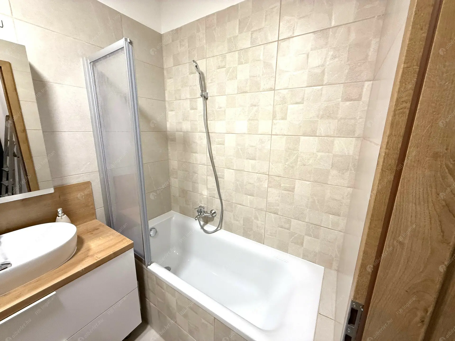 Kiadó albérlet 395000 Ft/hó áron: Budapest, VIII. kerület  Dankó utca. Mérete: 63 nm, 3 szobás | Alberlet.hu - 6513533