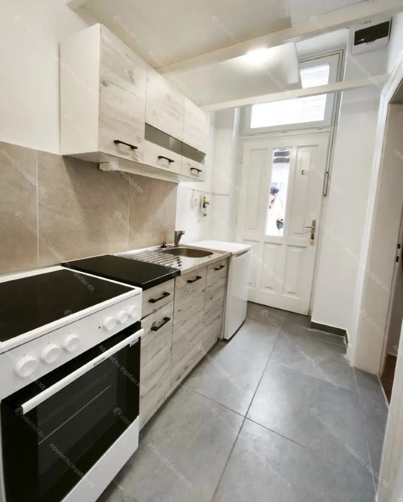 Kiadó albérlet 165000 Ft/hó áron: Budapest, VIII. kerület  Diószegi Sámuel utca. Mérete: 22 nm, 1 szobás | Alberlet.hu - 6693848