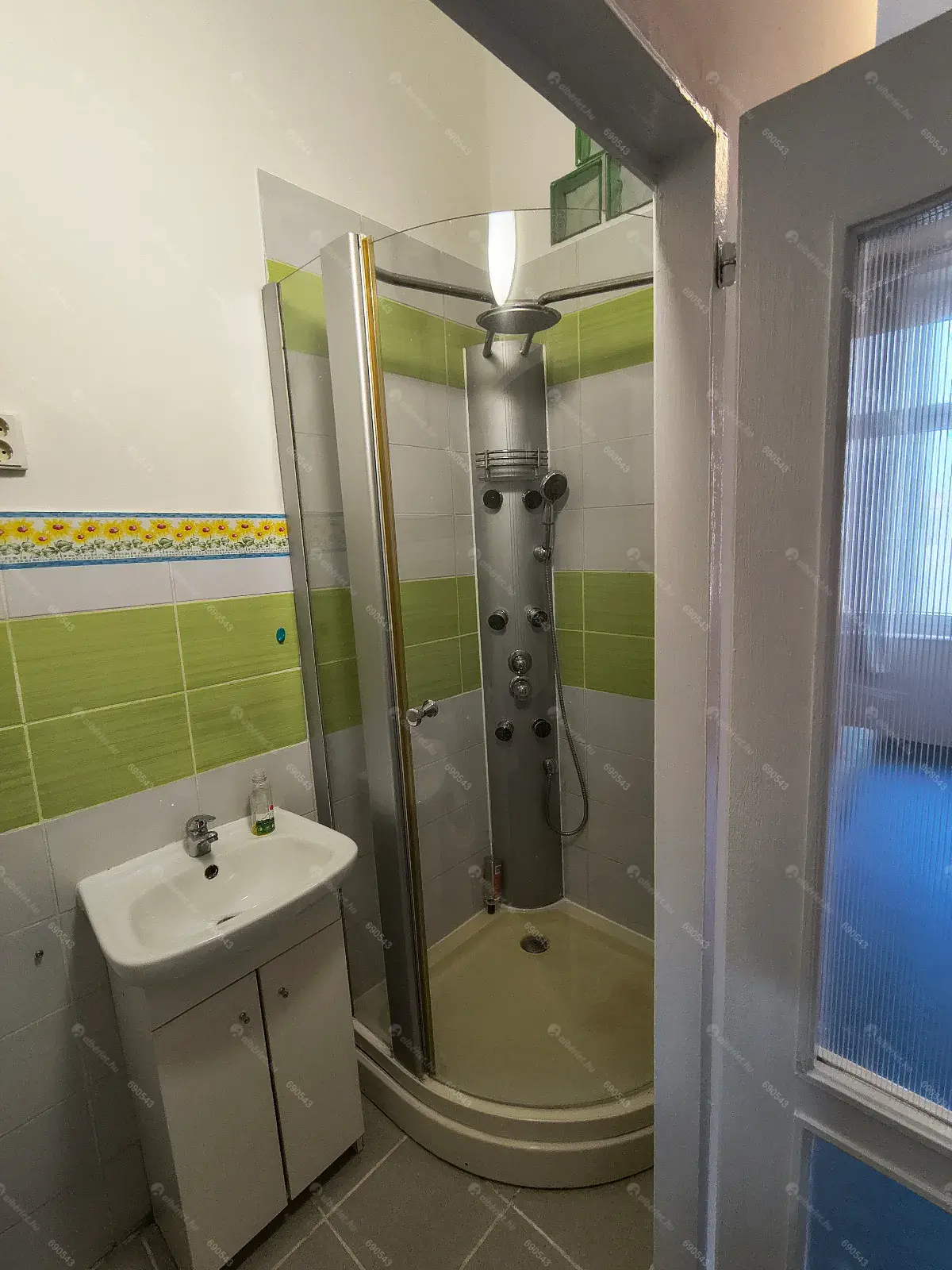 Kiadó albérlet 150000 Ft/hó áron: Budapest, VIII. kerület  Diószegi Sámuel utca. Mérete: 26 nm, 1 szobás | Alberlet.hu - 6692189