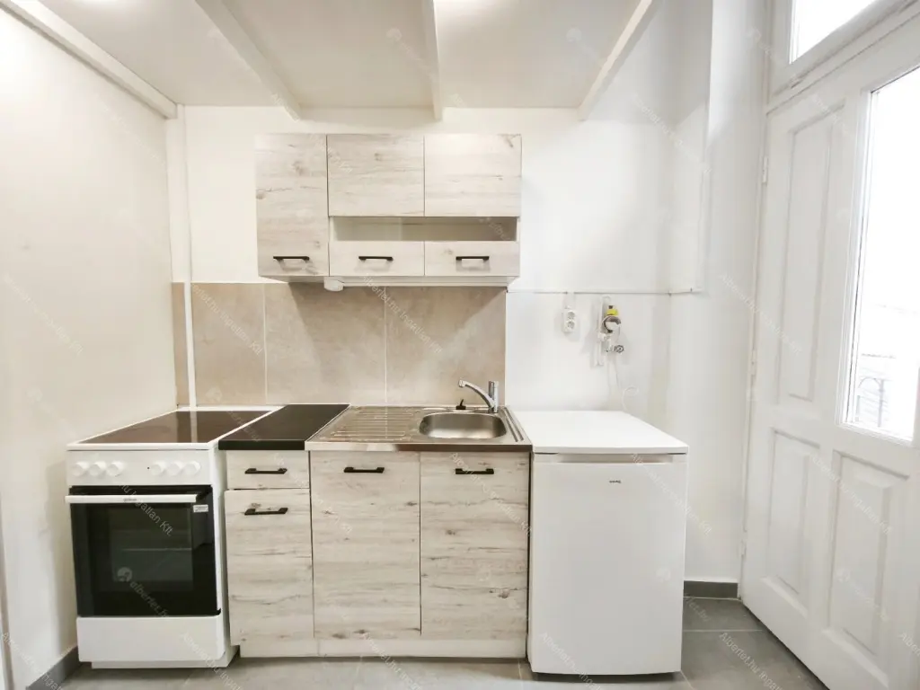 Kiadó albérlet 170000 Ft/hó áron: Budapest, VIII. kerület  Diószegi Sámuel utca. Mérete: 27 nm, 1 szobás | Alberlet.hu - 6694168