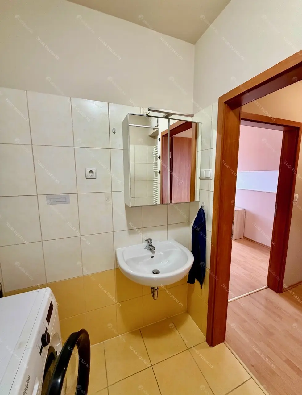 Kiadó albérlet 240000 Ft/hó áron: Budapest, VIII. kerület  Dobozi utca. Mérete: 50 nm, 2 szobás | Alberlet.hu - 6661133